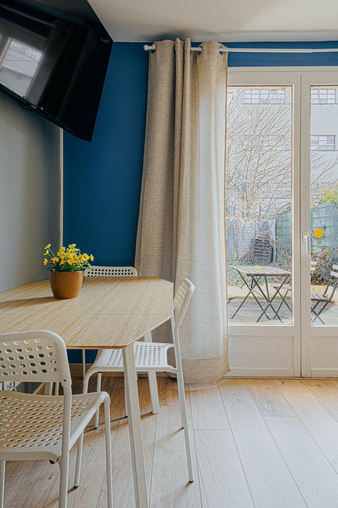 Charmante Maison Avec Jardin Sans Vis-A-Vis Saint-Fons エクステリア 写真